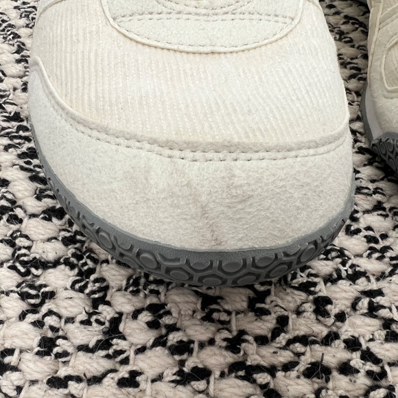 Tiger Onitsuka Shoes, US size 11 - Picture 3 of 9